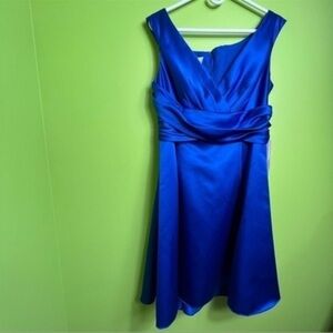 Elegant Blue Sleeveless Dress